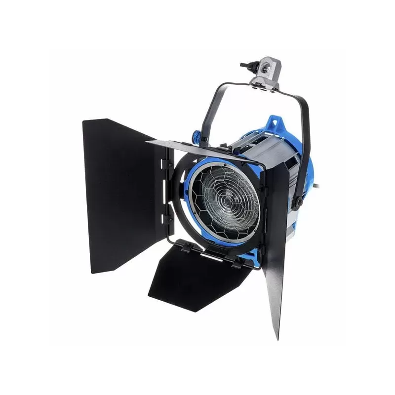 Arri 650 Plus Man Fresnel